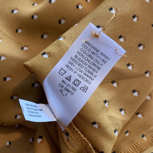NWT MAURICES mustard plus blouse - Picture 5 of 5
